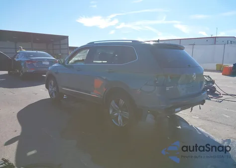 2021 Volkswagen Tiguan 2.0T Se/2.0T Se R-Line Black/2.0T Sel from USA, damaged, VIN 3VV2B7AX9MM150782